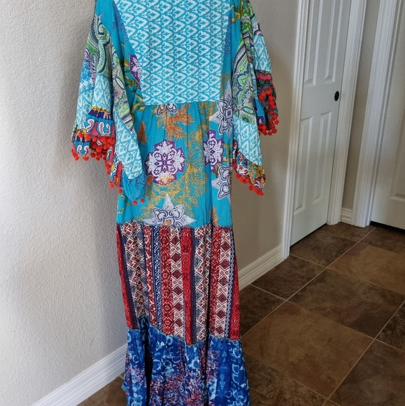 Gorgeous Dress!! One Size fits most - Picture 2 of 12